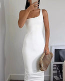 Vestido Bodycon de Um Ombro em Cor Sólida