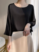 (🔥Compre 1 Leve 5) Blusa Luiza em Cetim - Ideal para o verão